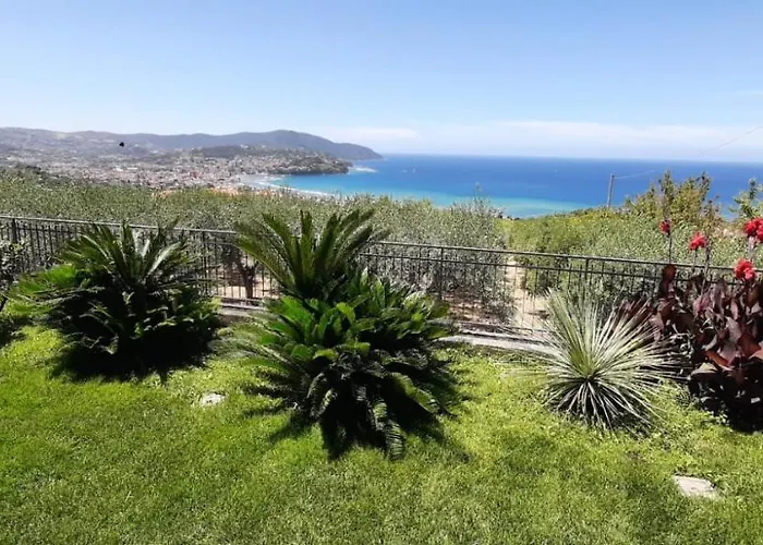 Πανσιόν Qvattro Stagioni Panoramic 4*