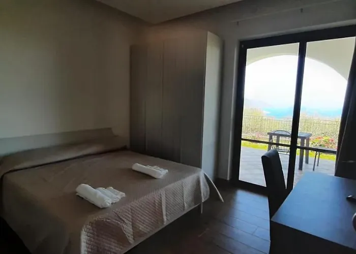 Πανσιόν Qvattro Stagioni Panoramic 4*