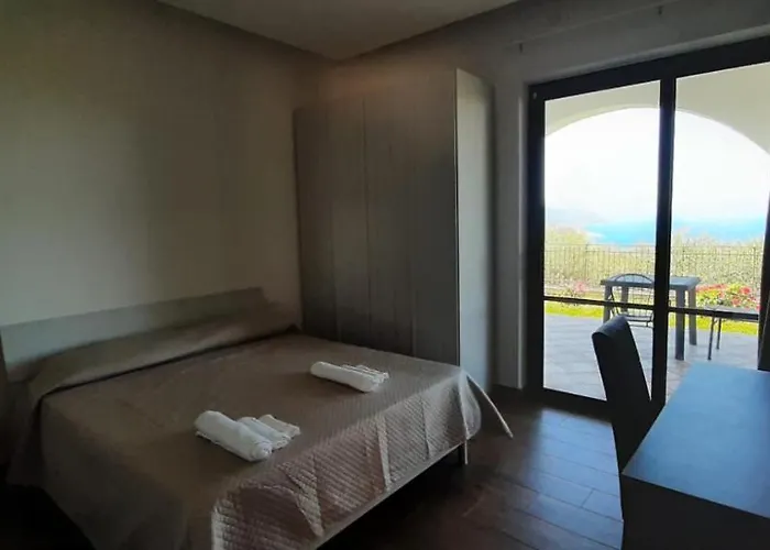 Πανσιόν Qvattro Stagioni Panoramic 4*